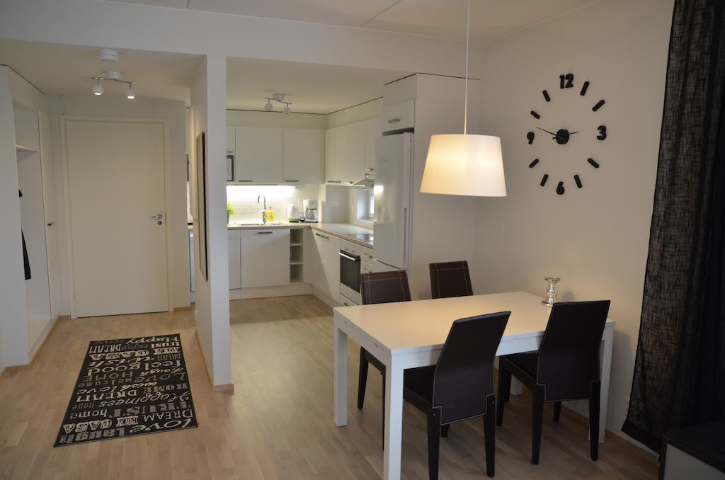 Helsinki Airport Suites Vantaa Szoba fotó