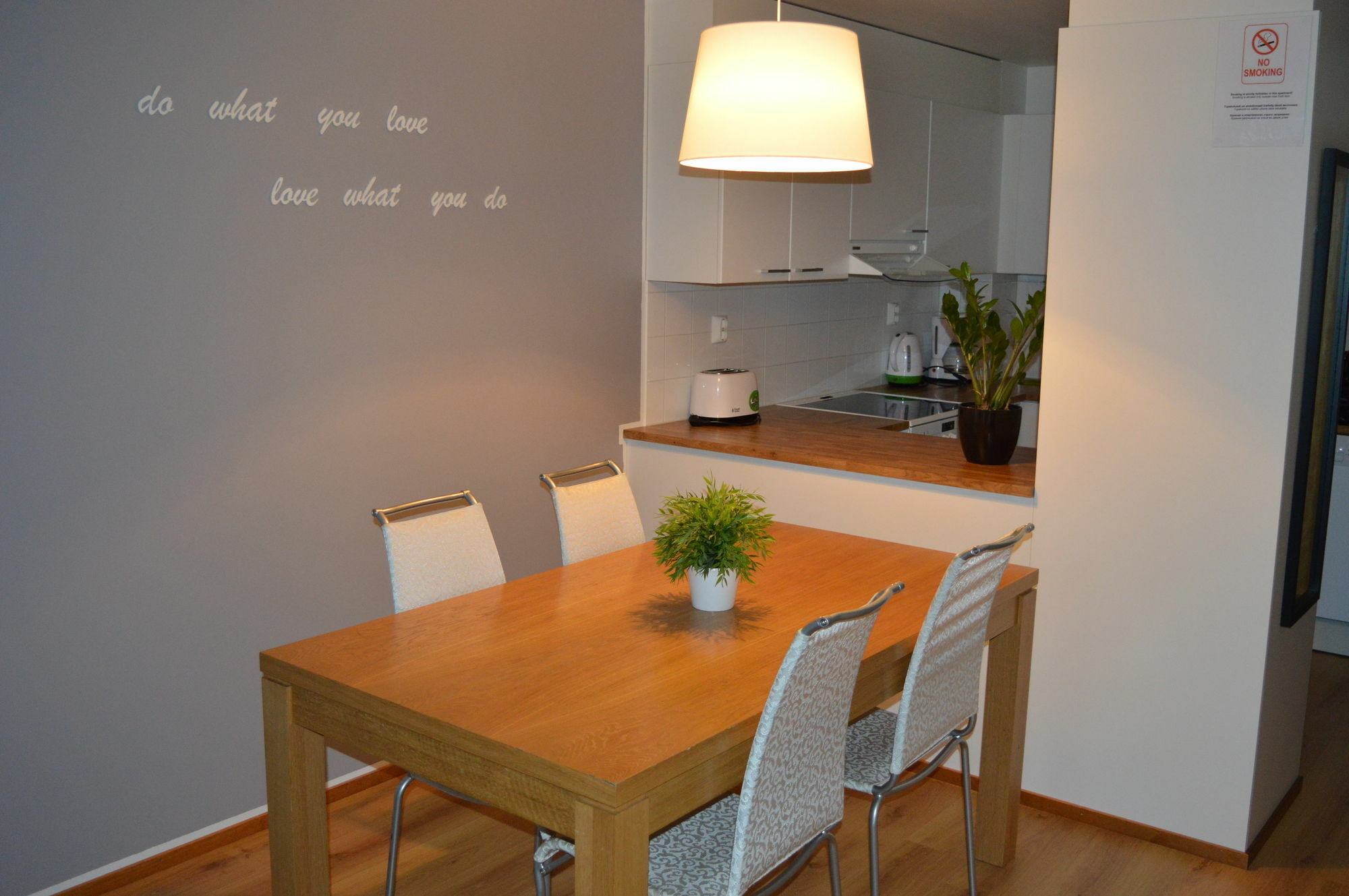 Helsinki Airport Suites Vantaa Kültér fotó