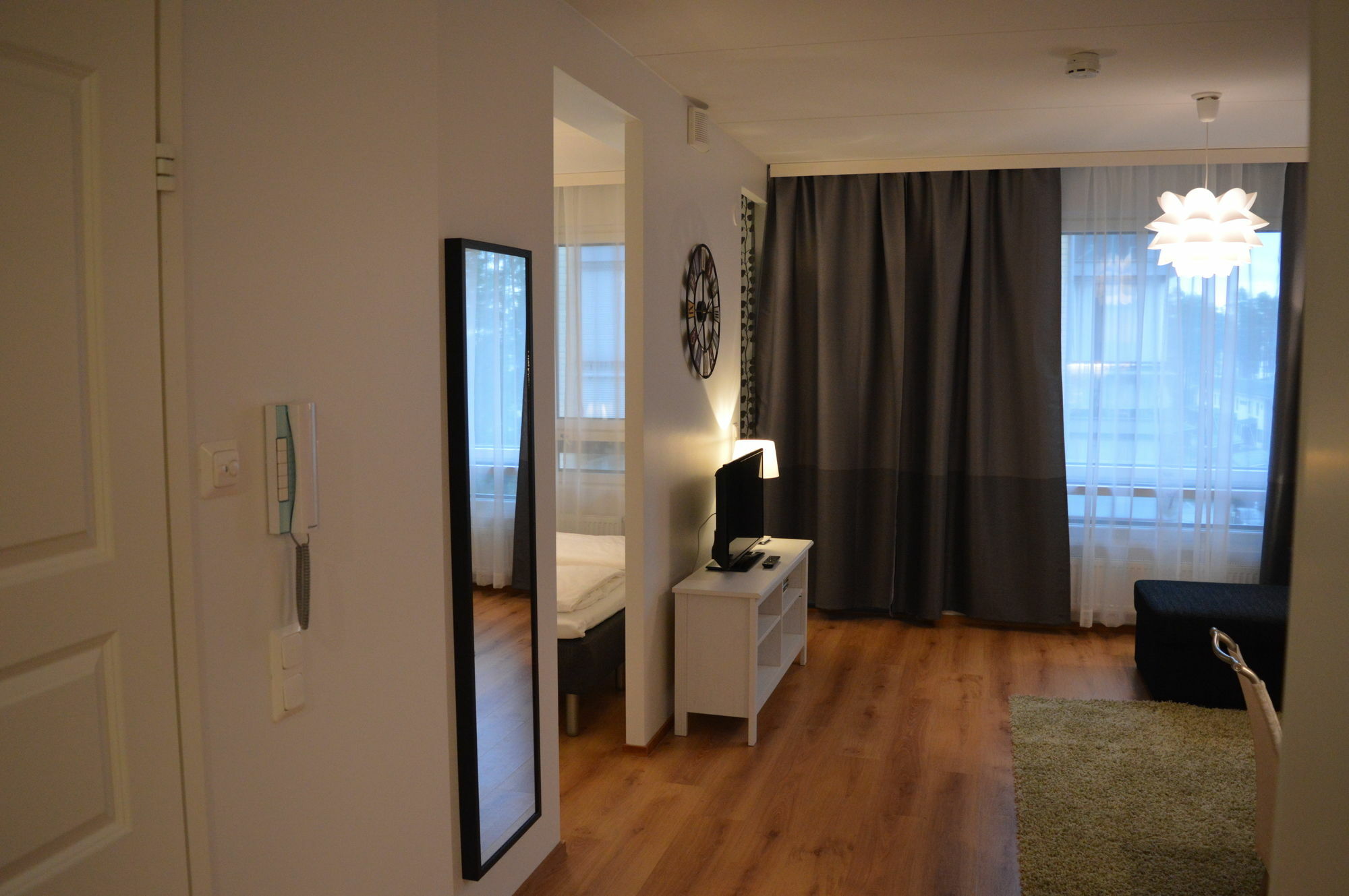 Helsinki Airport Suites Vantaa Kültér fotó